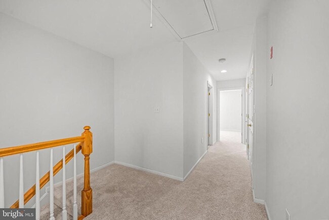 Building Photo - 326 Helen Dr