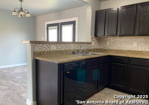 Building Photo - 25243 Cambridge Dr
