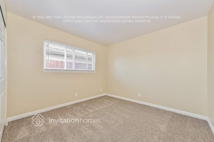 Building Photo - 810 Trinidad Way