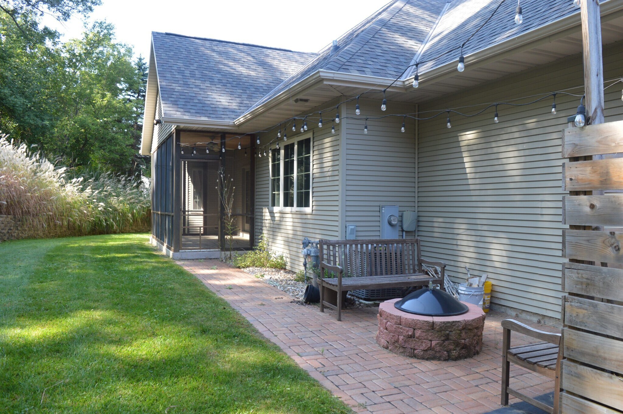 Building Photo - 4734 Bergamot Way