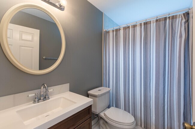 Building Photo - 12622 White Coral Dr