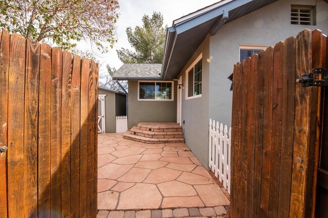 Building Photo - Stunning Turn of the 20th Century Home in ...