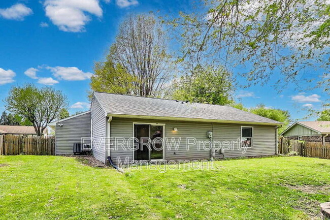 Building Photo - 3534 Ribbon Dr