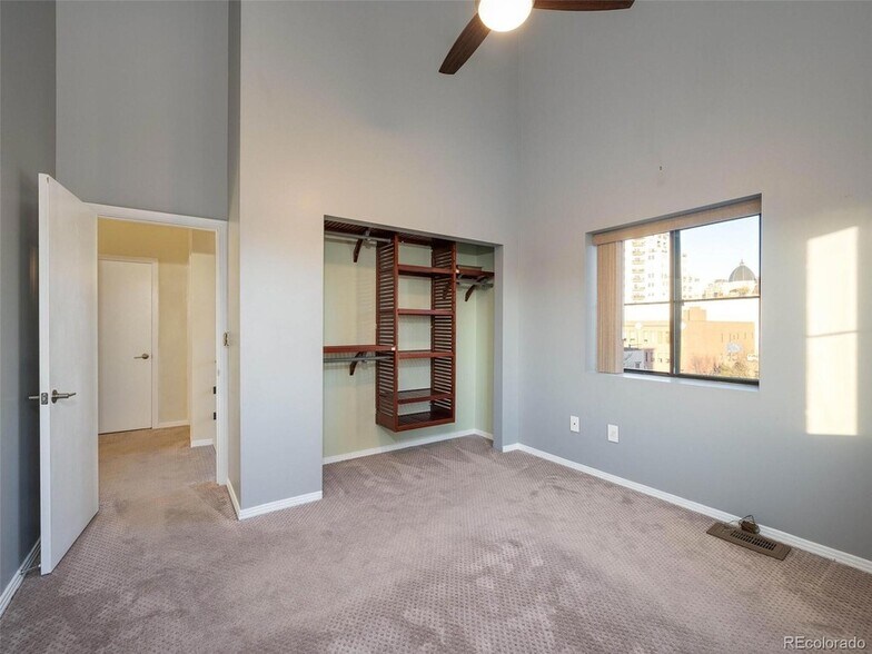 Building Photo - 930 Acoma St