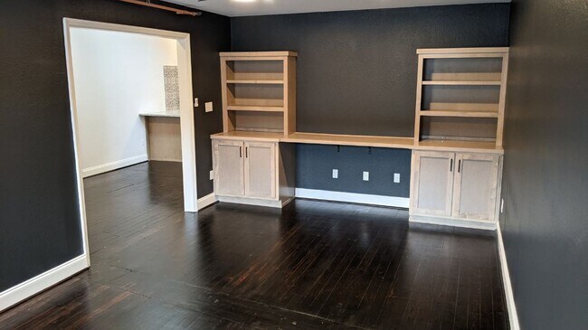 Building Photo - 1 Bedroom Apartment off Dayton Boulevard i...