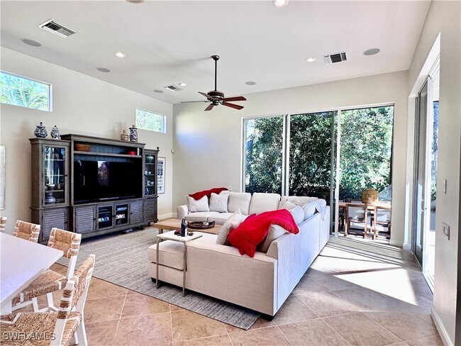 Building Photo - 28576 Via D Arezzo Dr