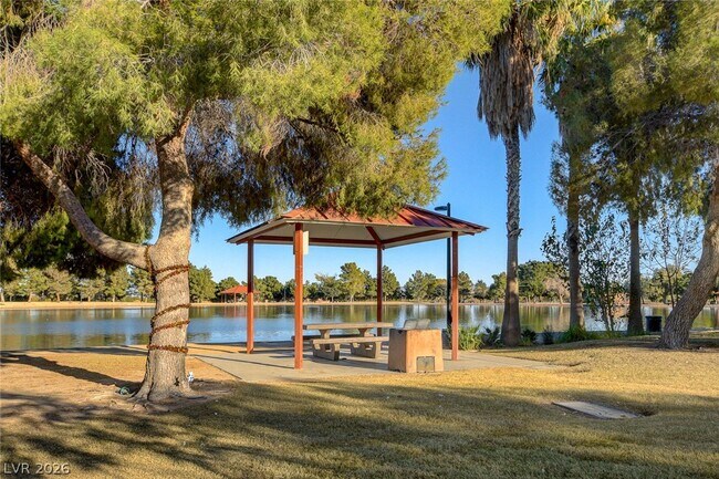 Building Photo - 7258 Loma Alta Cir
