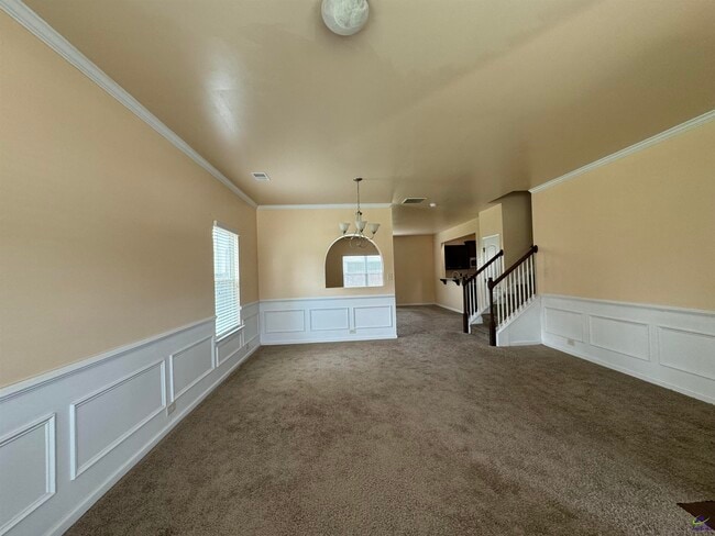 Building Photo - 507 Dora Ln