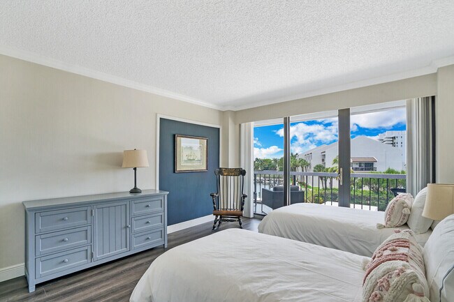 Building Photo - 4748 S Ocean Blvd