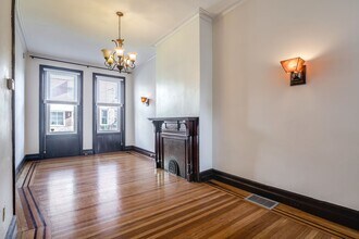 Building Photo - Three Bed Fairmount Townhome