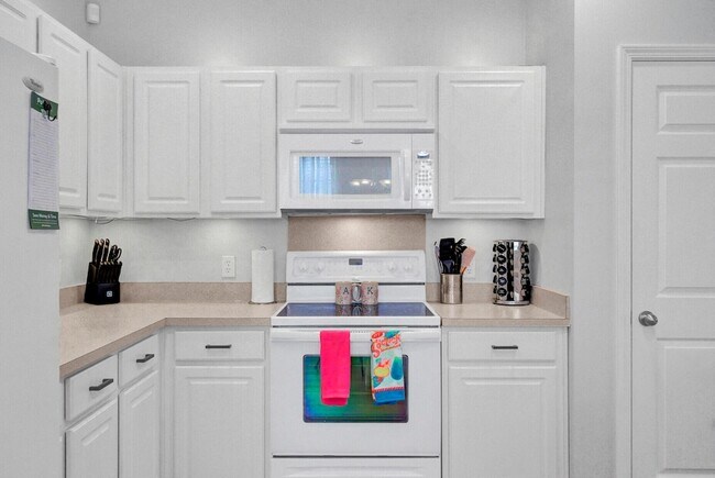 Building Photo - 132 Woodward Rd