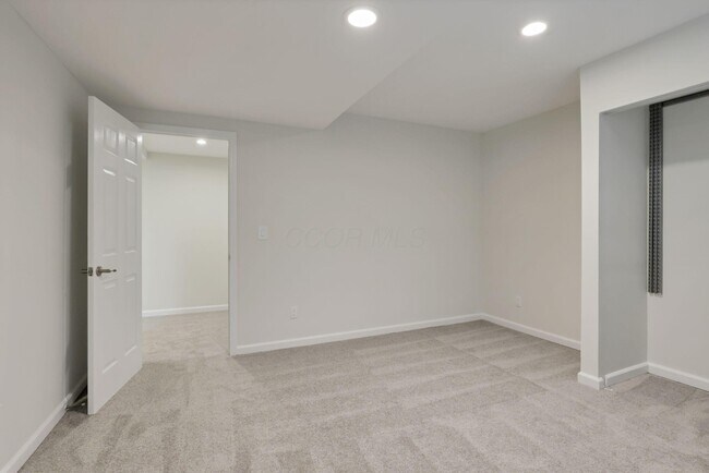 Building Photo - 7090 Dean Farm Rd