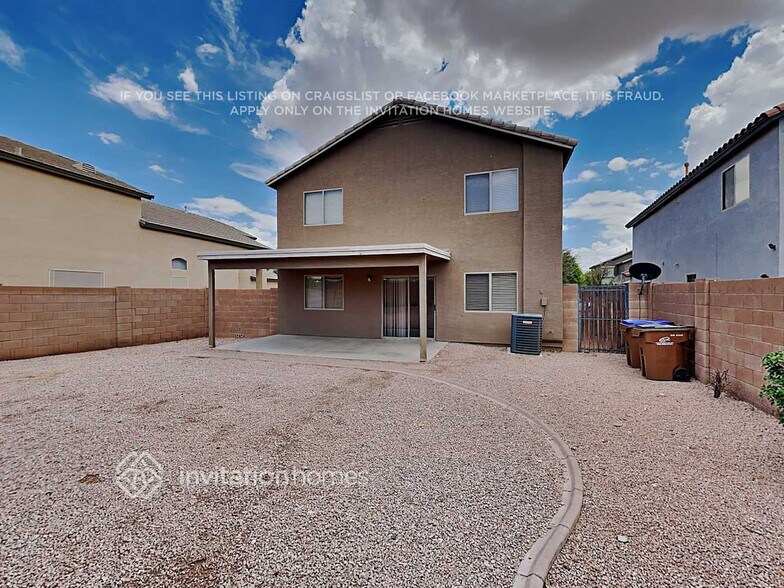 Building Photo - 166 W Brangus Way