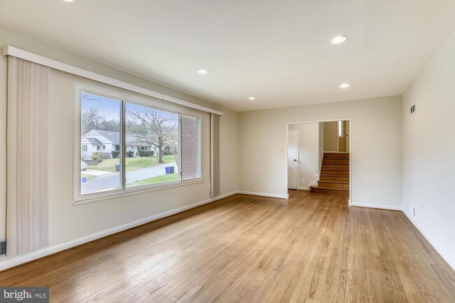 Primary Photo - 4503 Traymore St