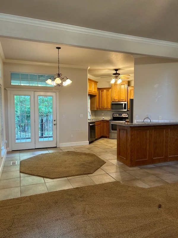 Building Photo - 6 Sunset Limited