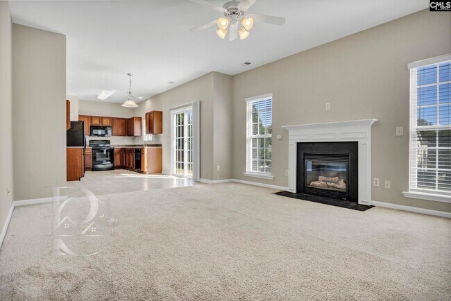 Building Photo - 211 Pinebluff Ct