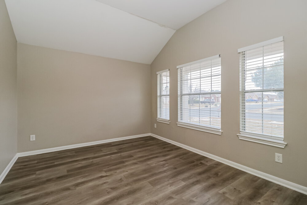 Building Photo - 200 N Crossing Trail