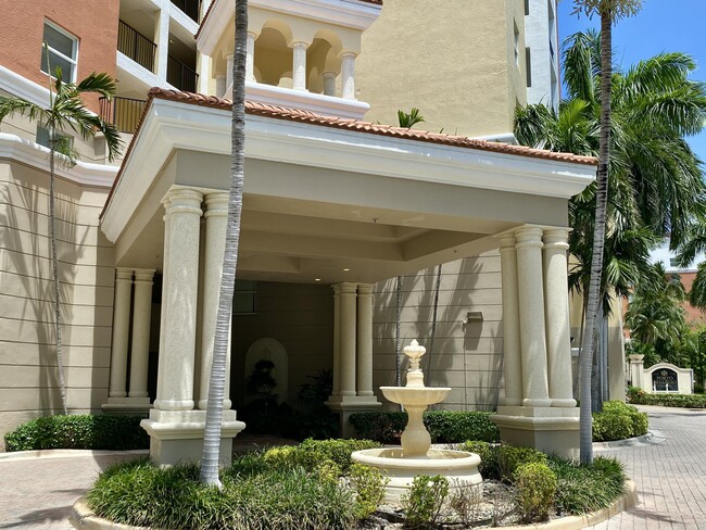 Building Photo - 17125 N Bay Rd