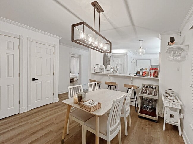 Building Photo - 429 Montgomery St