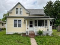 Building Photo - 310 E Washington St