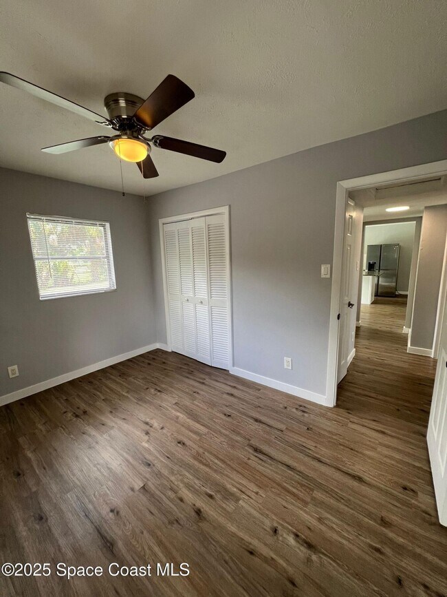 Building Photo - 1221 Cypress Ln