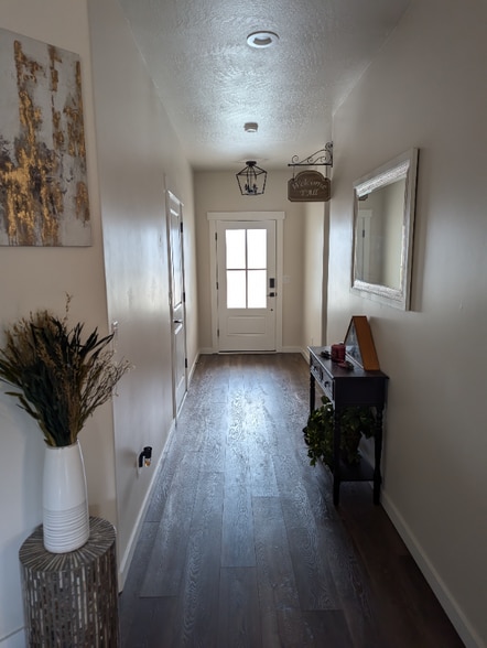 Building Photo - 263 Samuel Lane Loop Rd