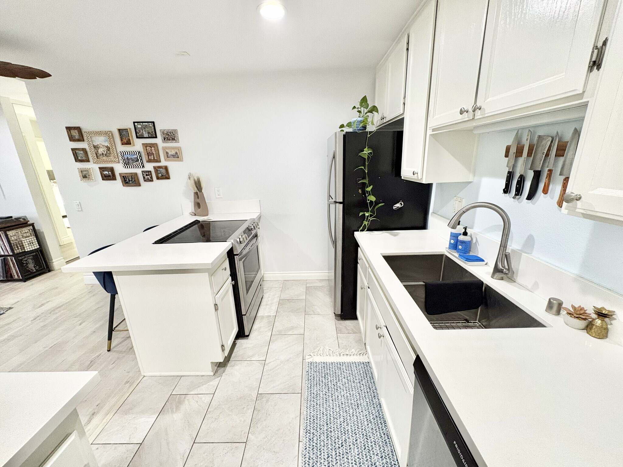 Building Photo - 2362 Hosp Way