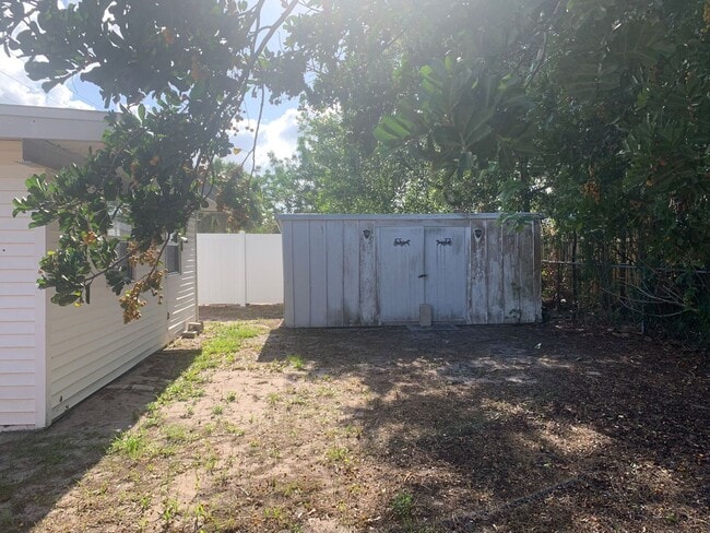 Building Photo - Modest 3BR/2BA home in Northeast Gulfport