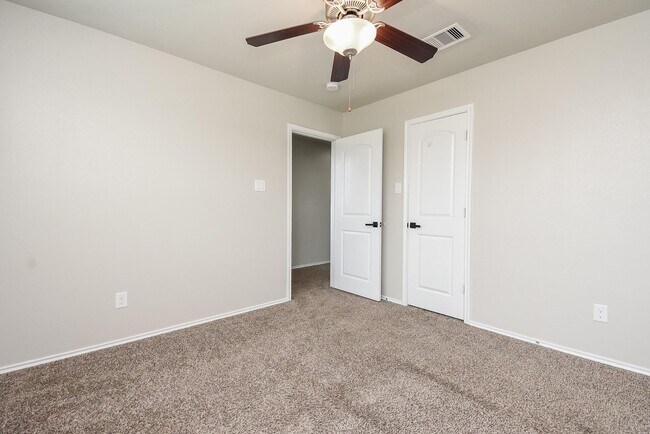 Building Photo - 4602 Tuscan Lily Dr