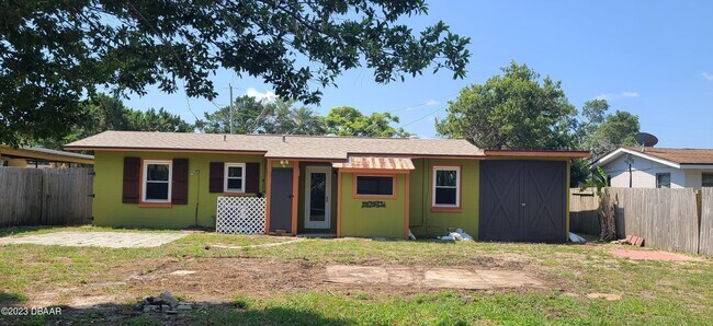 Building Photo - 315 Golf Blvd