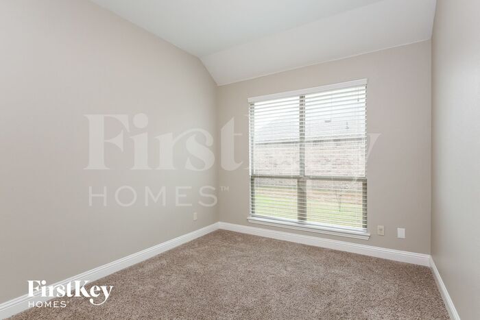 Building Photo - 125 Traveller St