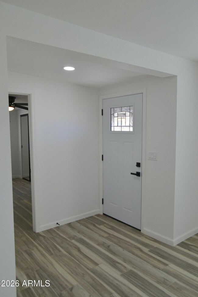 Building Photo - 44 N Mountain Rd