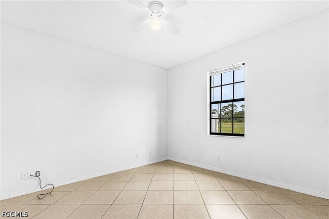 Building Photo - 831 NW 30th St