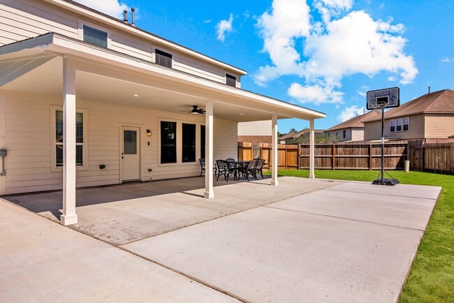 Building Photo - 1722 Sun Point Court
