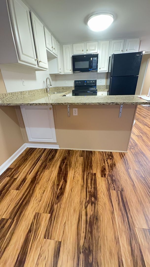 Building Photo - FALL 2026: $3,150/month for a great location w/ TWO assigned parking spaces! Move in as early as ...