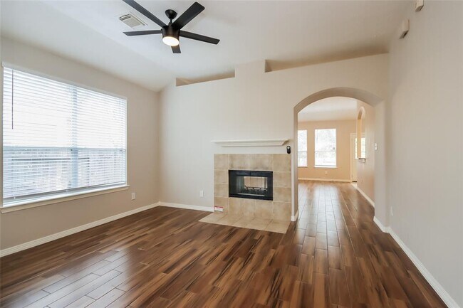 Building Photo - 970 Fife Dr
