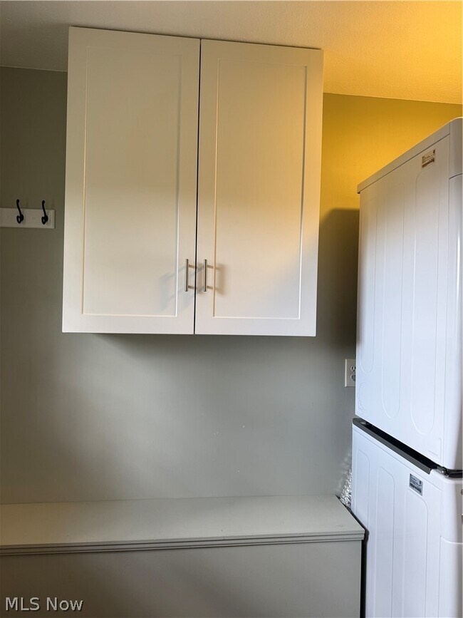 Building Photo - 12920 Fountain Ct