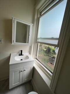 Building Photo - 511 Brinton St