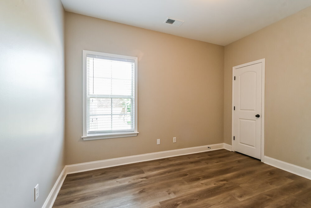 Building Photo - 2580 Woodcutter Dr