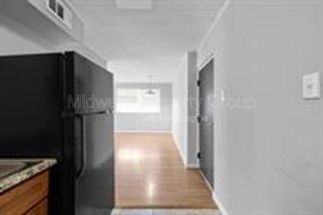 Building Photo - 2507 S Big Bend Blvd