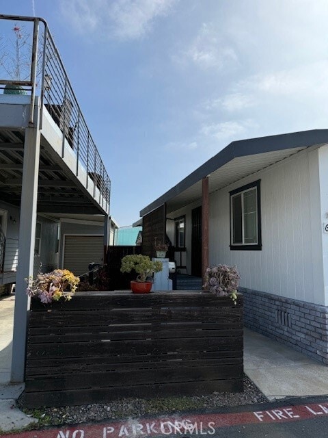 Building Photo - 21851 Newland St