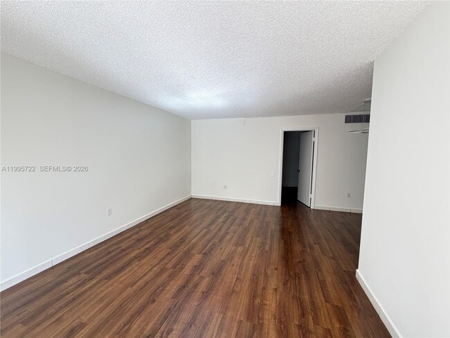 Building Photo - 9201 Lime Bay Blvd