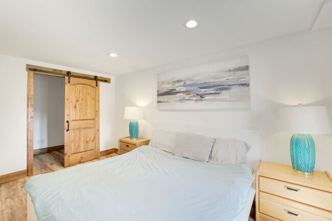 Building Photo - Gorgeous Lock-off on top of Mt Baldy, 2BD/2BA