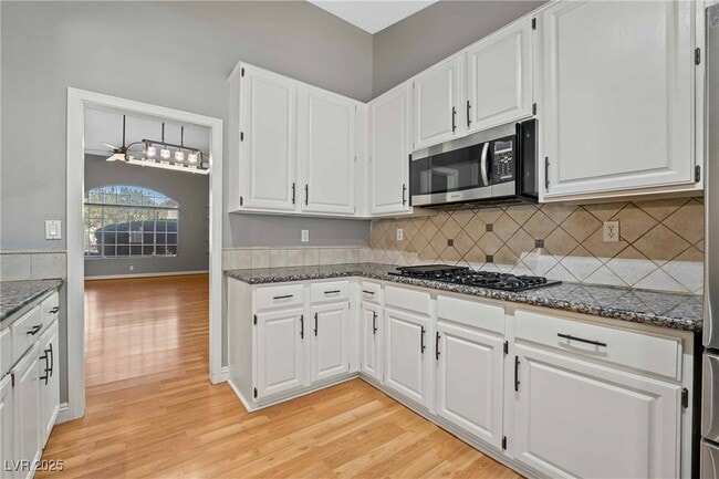 Building Photo - 3032 Pier Harbor Dr