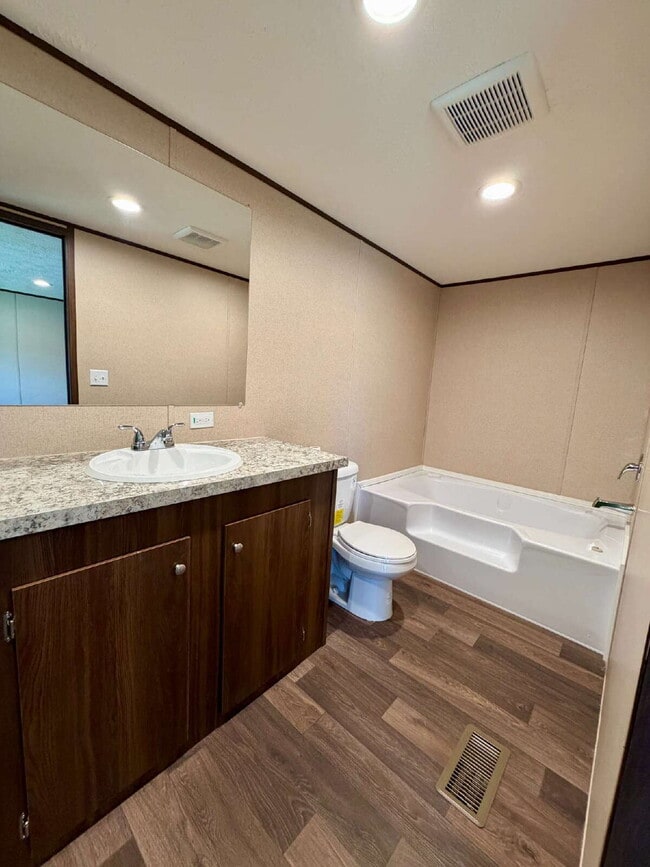 Building Photo - MOBILE HOME FOR RENT IN REHOBETH