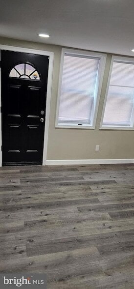 Building Photo - 1531 W Fairmount Ave