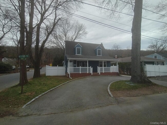 Building Photo - 15 Ketcham Pl