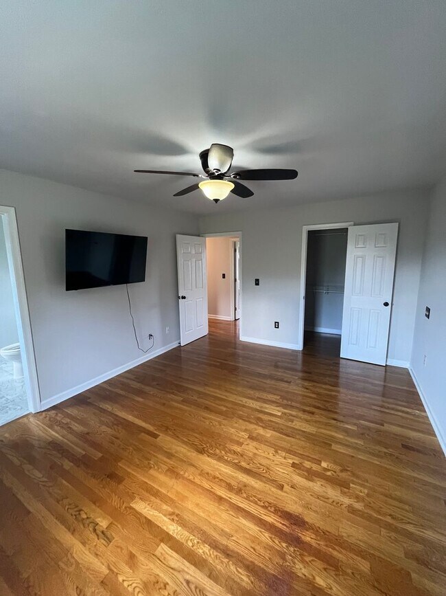 Building Photo - Beautiful 3 Bedroom house in Fishersville ...