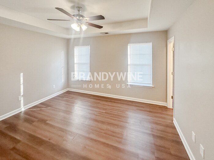 Building Photo - 425 Hannah Dr