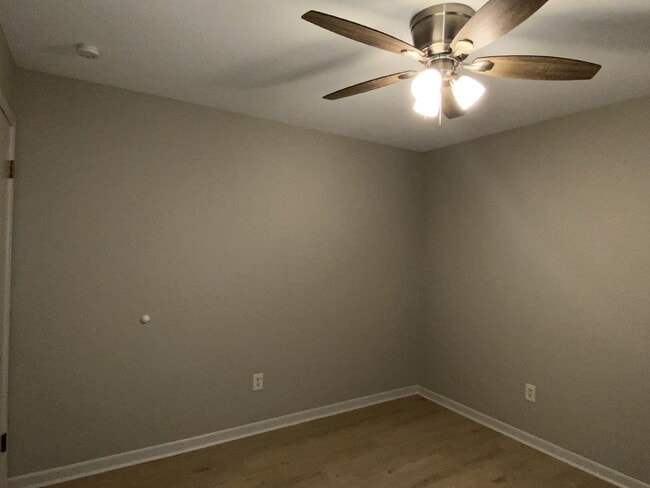 Building Photo - "Charming 2-Bedroom Duplex in Simpsonville...